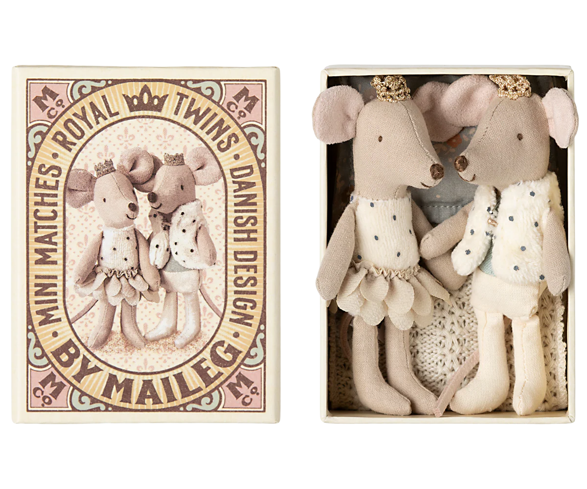 Royal twin mice Little sister & brother in matchbox