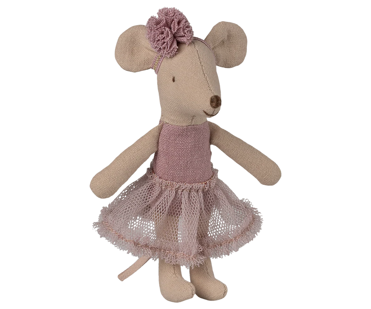Maileg Ballerina mouse, Little sister Heather, dressed in pink tutu and ballet shoes, standing with arms raised in a graceful pose.