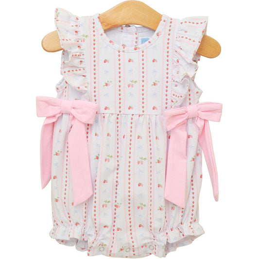 Trotter Street Berry Sweet Bubble featuring colorful fruit-shaped bubblegum candies in a clear container.