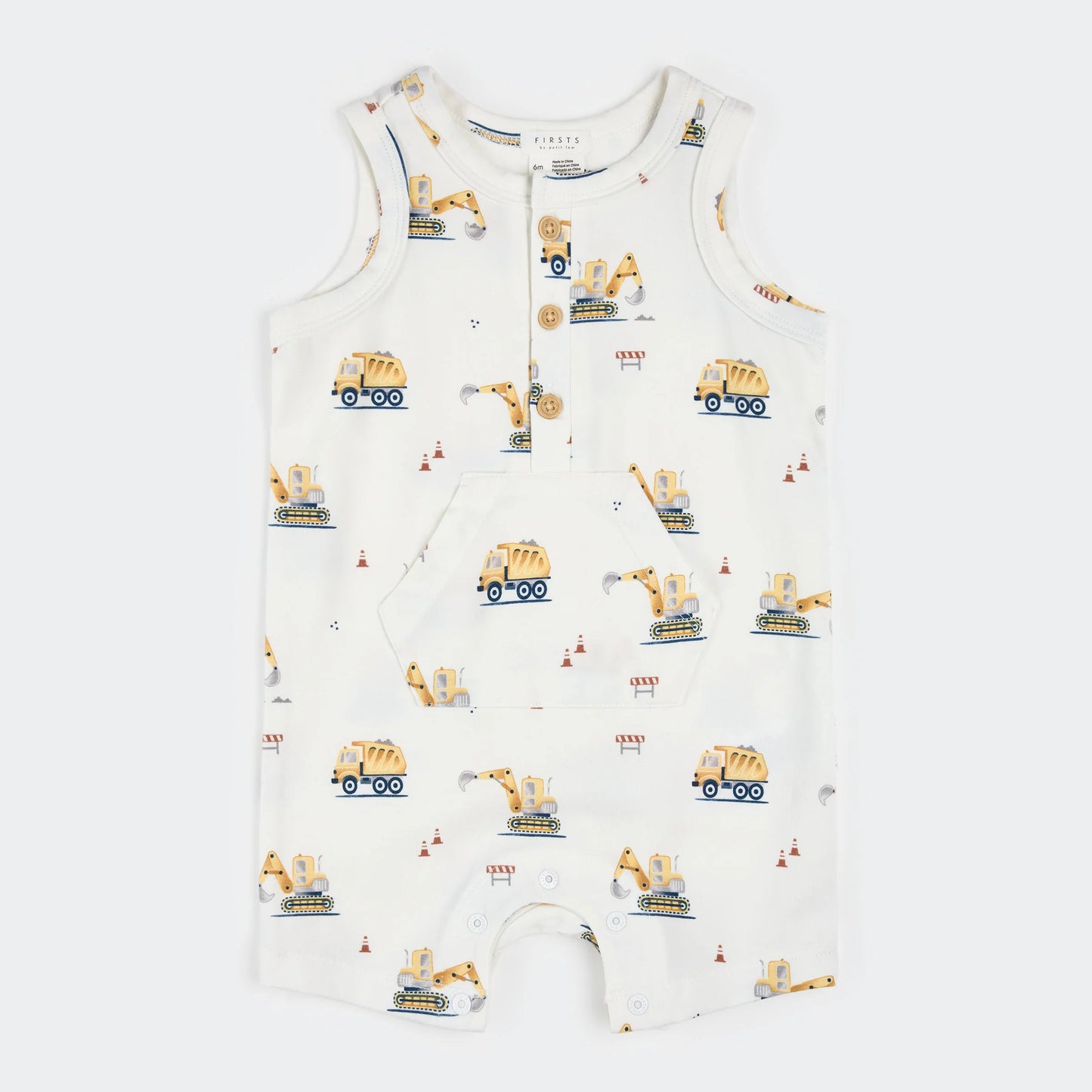 Off-white sleeveless romper with diggers print for kids by Petit Lem, featuring playful construction vehicle designs on soft fabric.