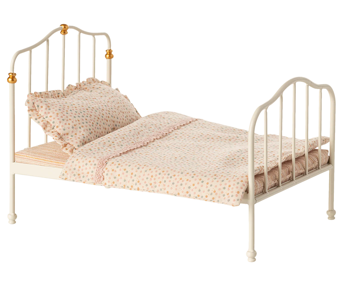 Vintage Bed, Mouse - Off-White