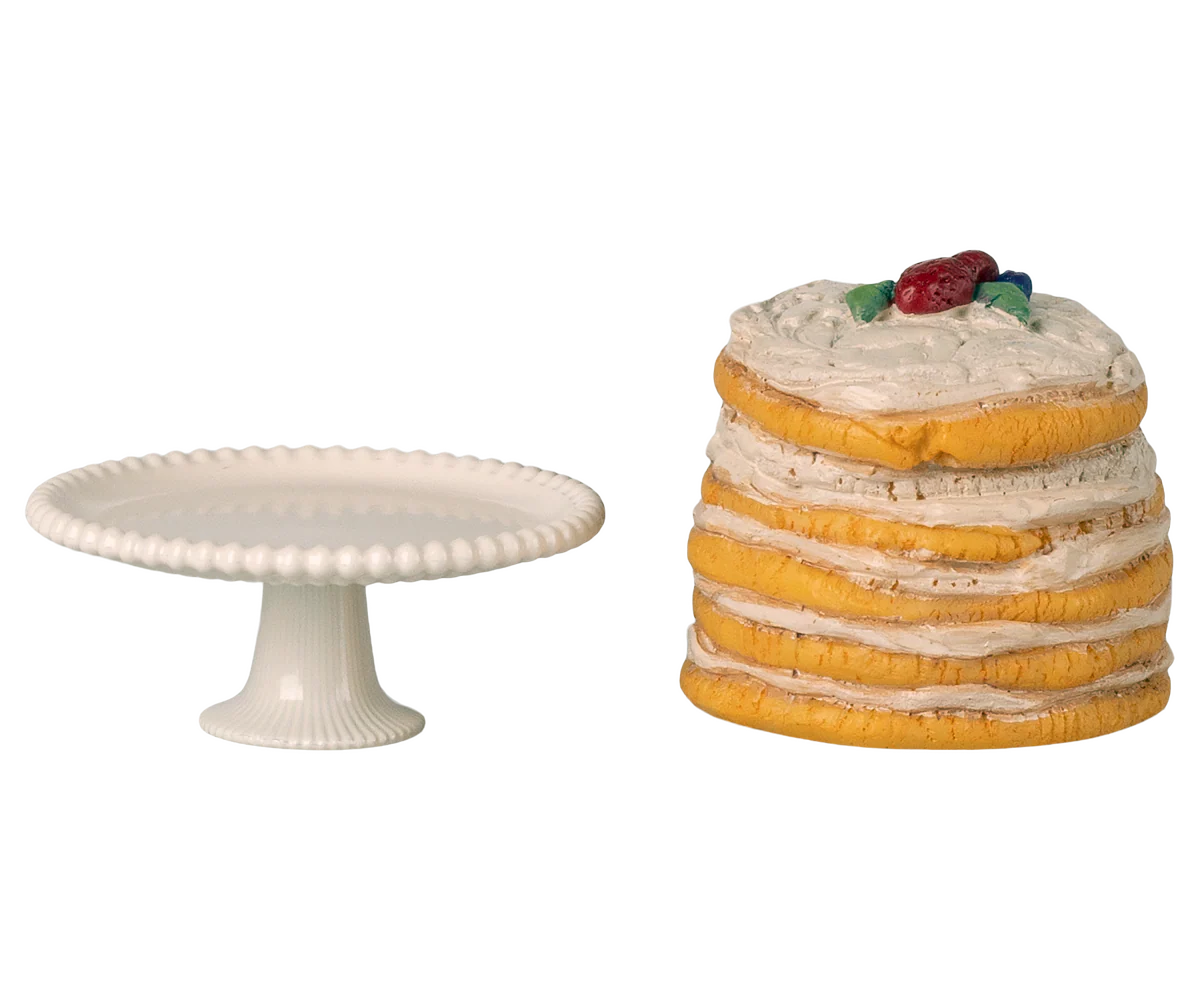 Maileg Mouse-themed party cake with off-white cake stand, detailed miniature cake for celebration displays.