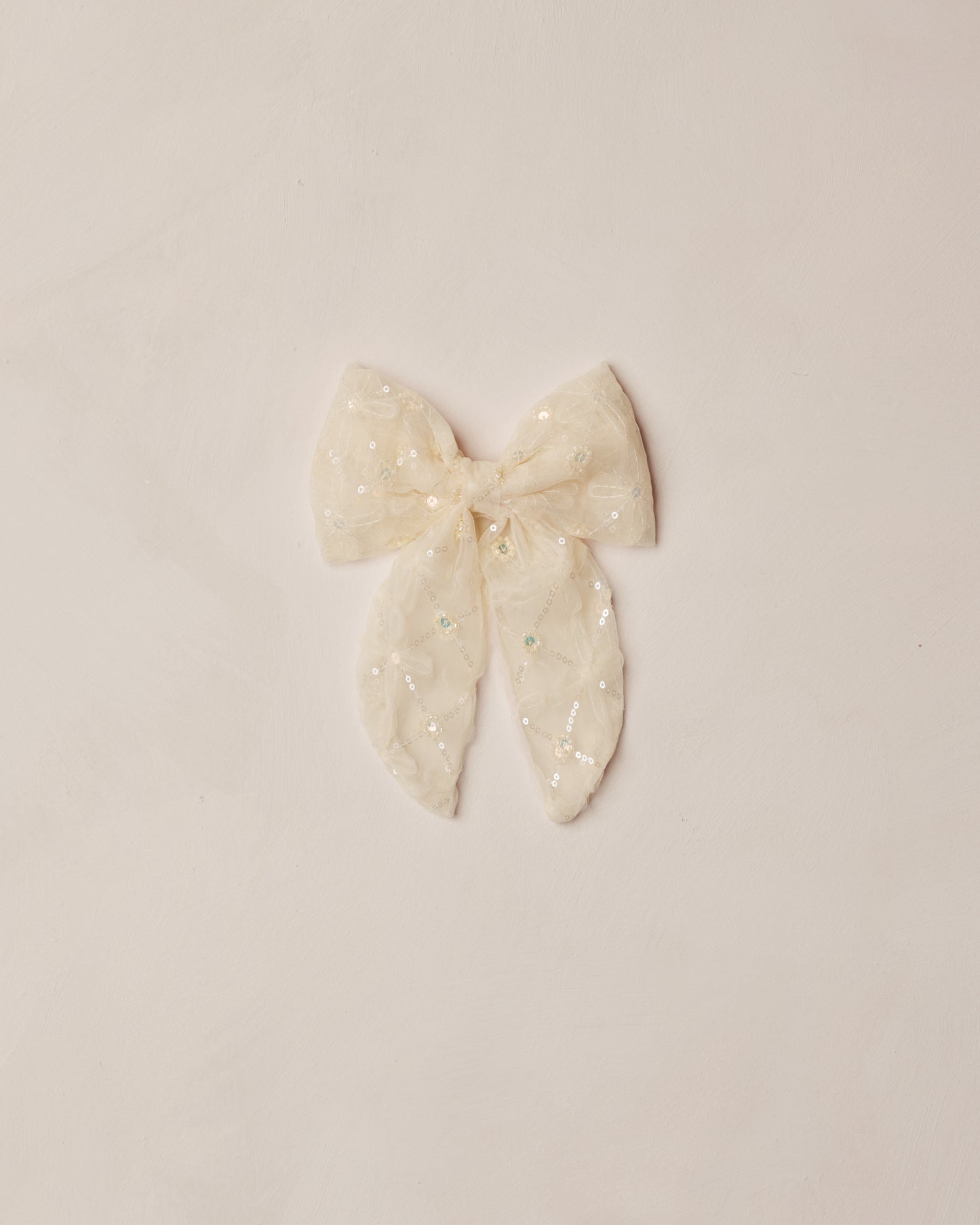 Antique Everly Bow
