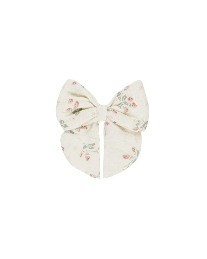 Quincy Mae - Strawberries Bow
