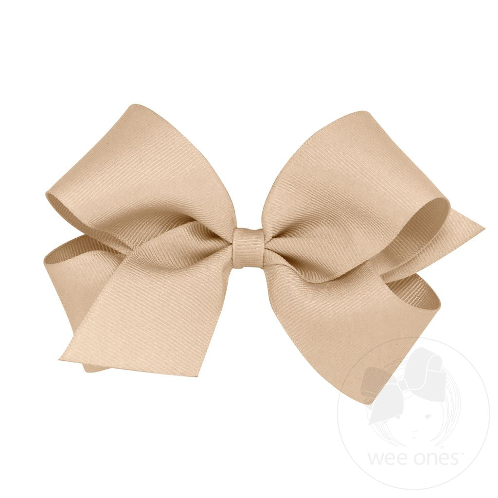 Medium classic grosgrain hair bow by Wee Ones with a plain wrap, perfect for children's hairstyles.