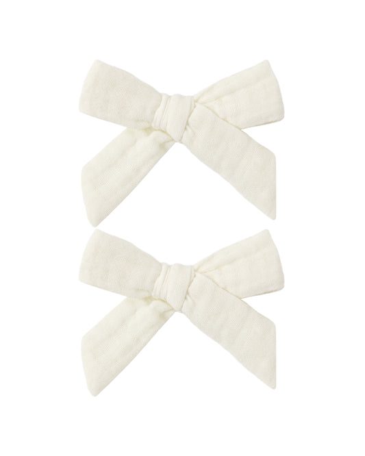 Ivory Bows Set of 2