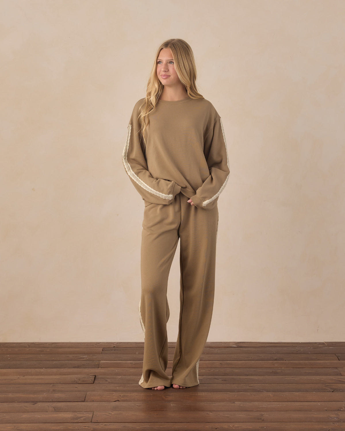 Teen olive sweatpants by Rylee & Cru, showing soft fabric, relaxed fit, and elastic waistband on a neutral background.