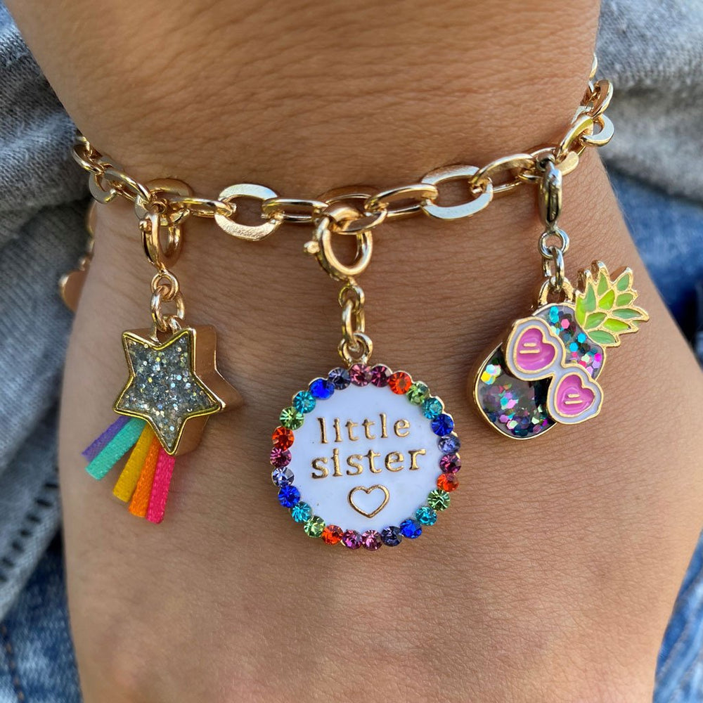 Charm it! - Gold Little Sister Charm